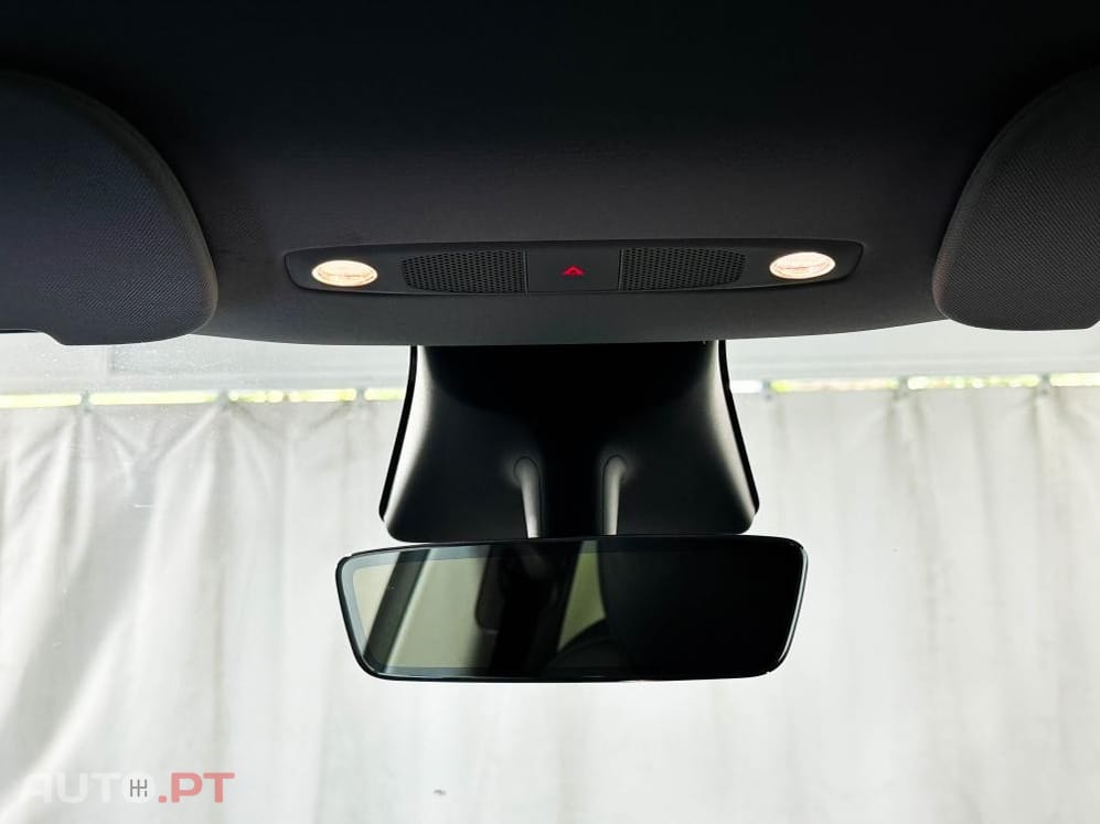 Tesla Model Y Long Range Dual Motor AWD
