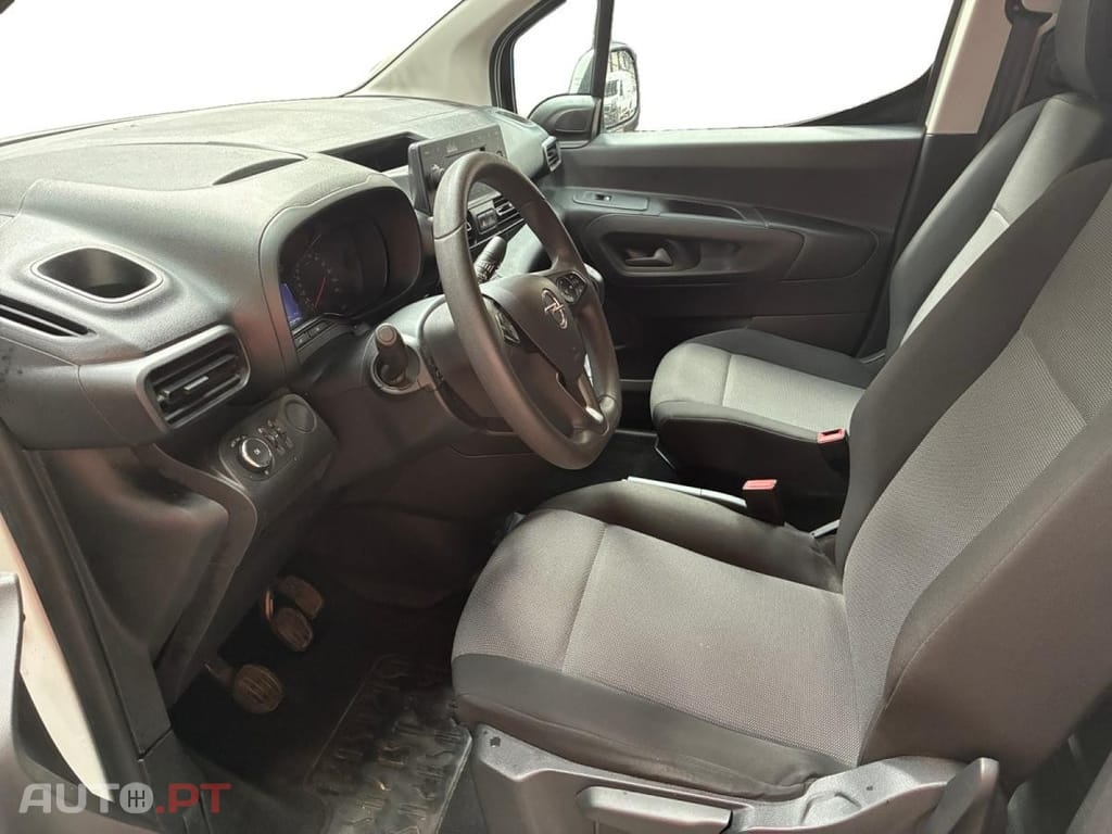 Opel Combo 1.5 L1H1 Standard Pack Clim