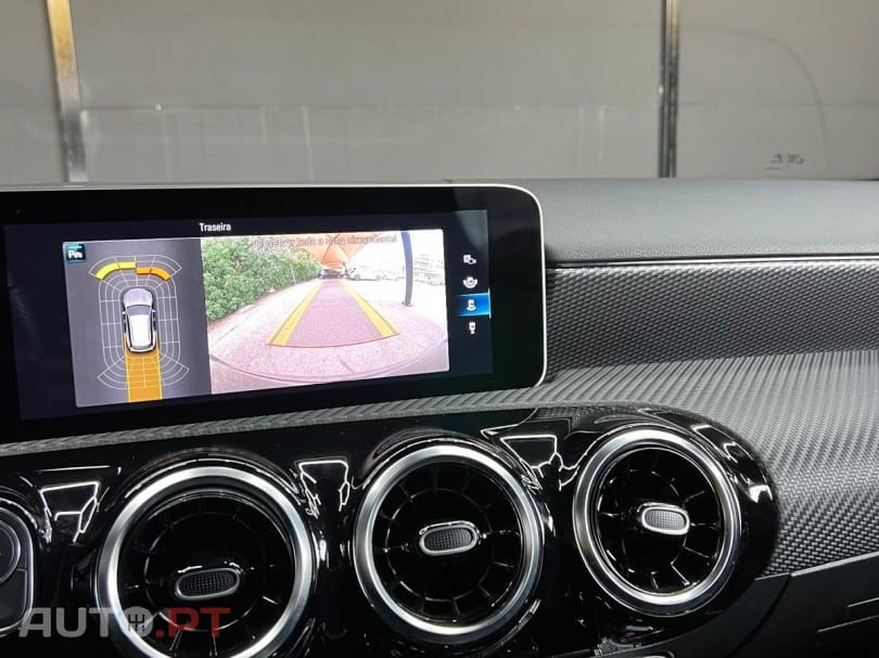 Mercedes-Benz CLA 200 d Shooting Brake AMG Line Aut.