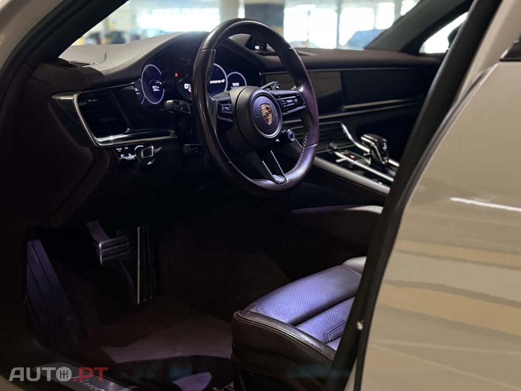 Porsche Panamera 4S E-Hybrid