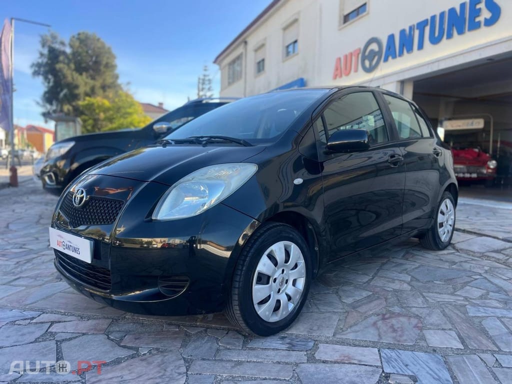 Toyota Yaris 1.0 VVT-i AC