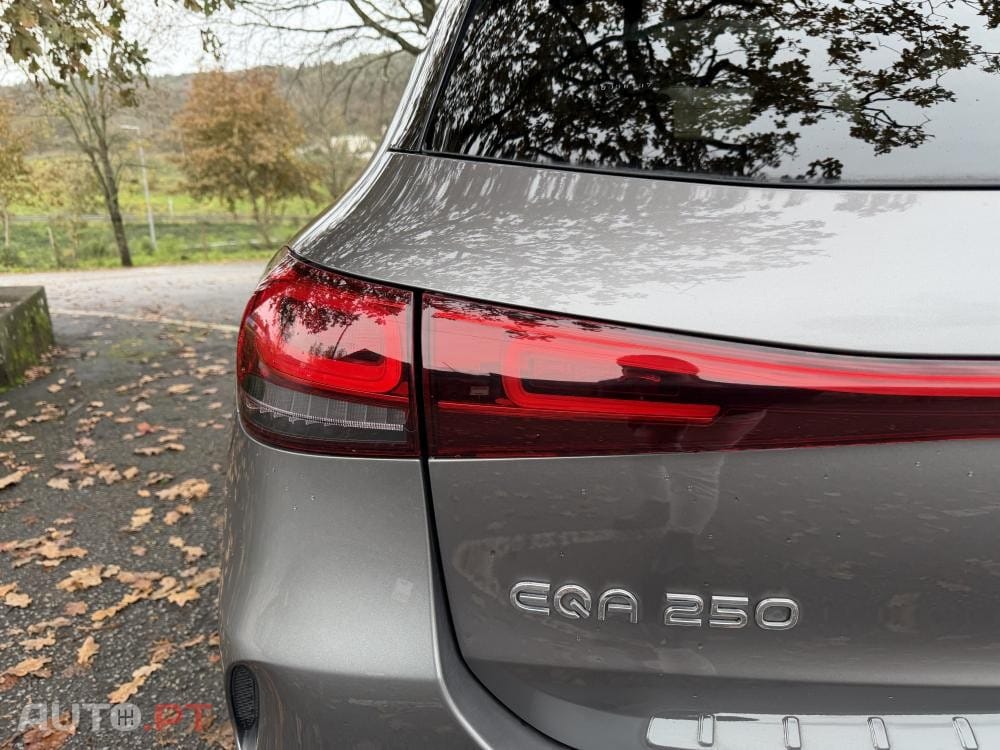 Mercedes-Benz EQA 250 AMG Line