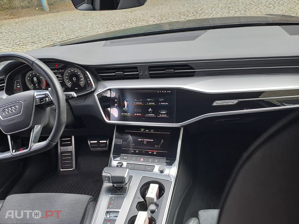 Audi A6 Avant Avant 55 TFSIe Quattro S line S Tronic
