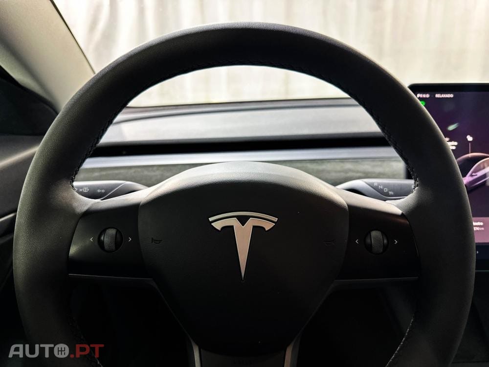 Tesla Model 3 Long Range AWD Dual Motor