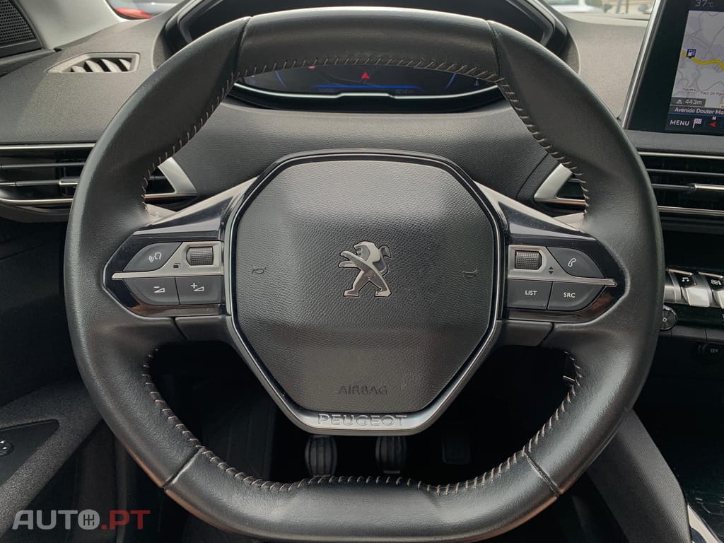 Peugeot 3008 1.5 BlueHDi Active