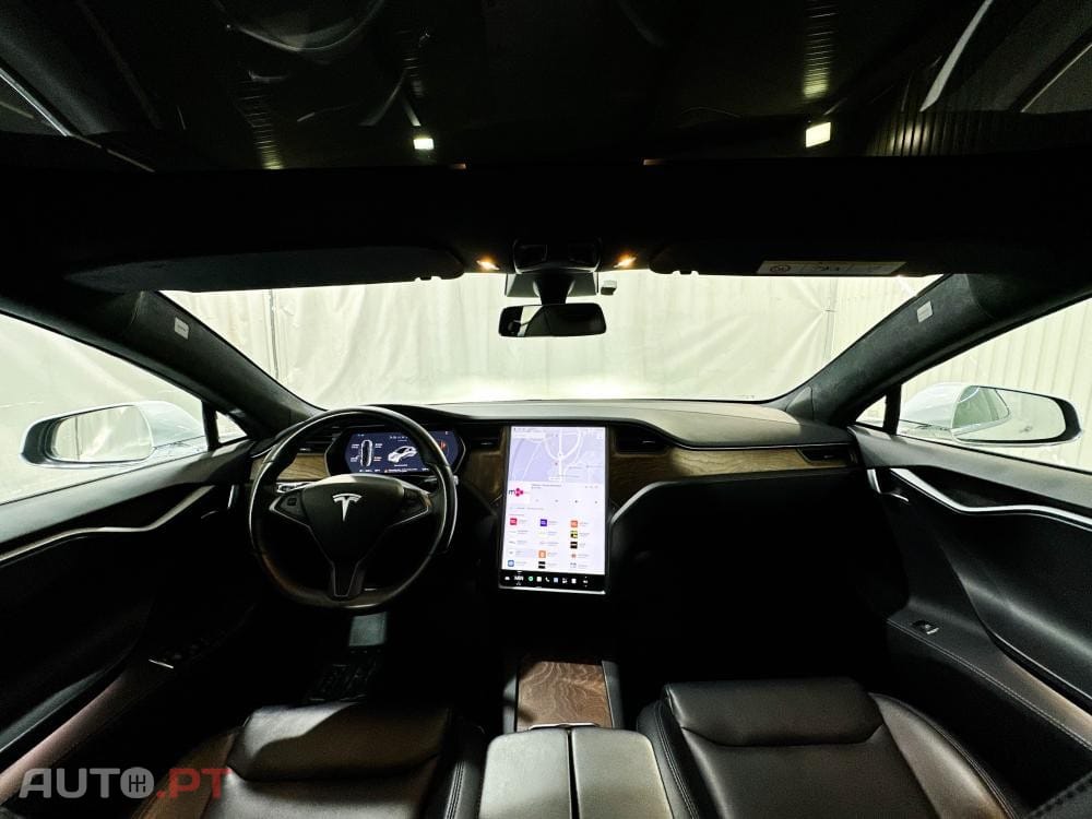 Tesla Model S Long Range AWD