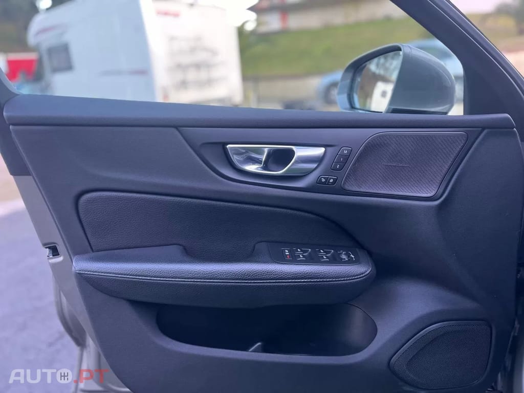 Volvo V60 Incrispition