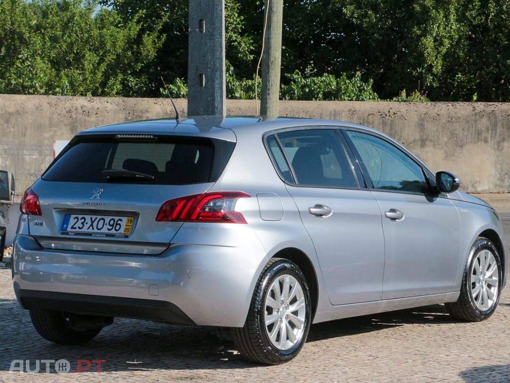 Peugeot 308 1.5 BlueHDi Style
