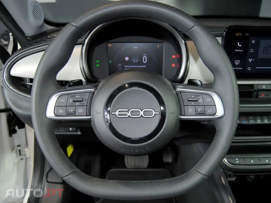 Fiat 600 1.2 Hybrid La Prima
