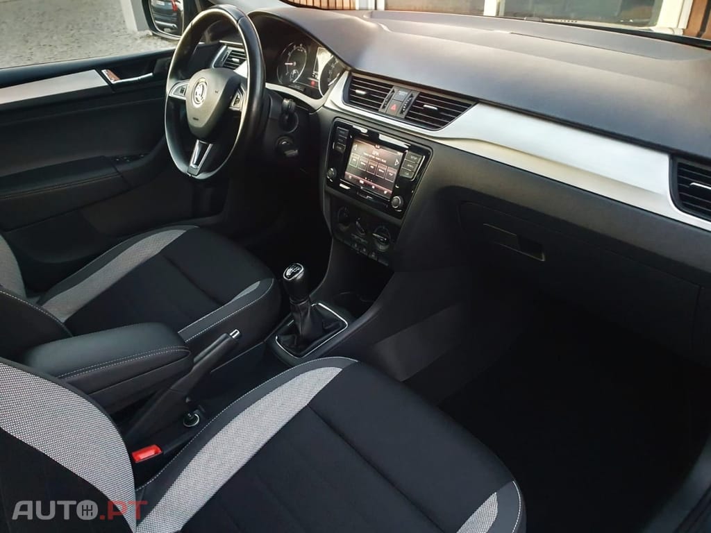 Skoda Rapid Spaceback 1.0 TSI Ambition