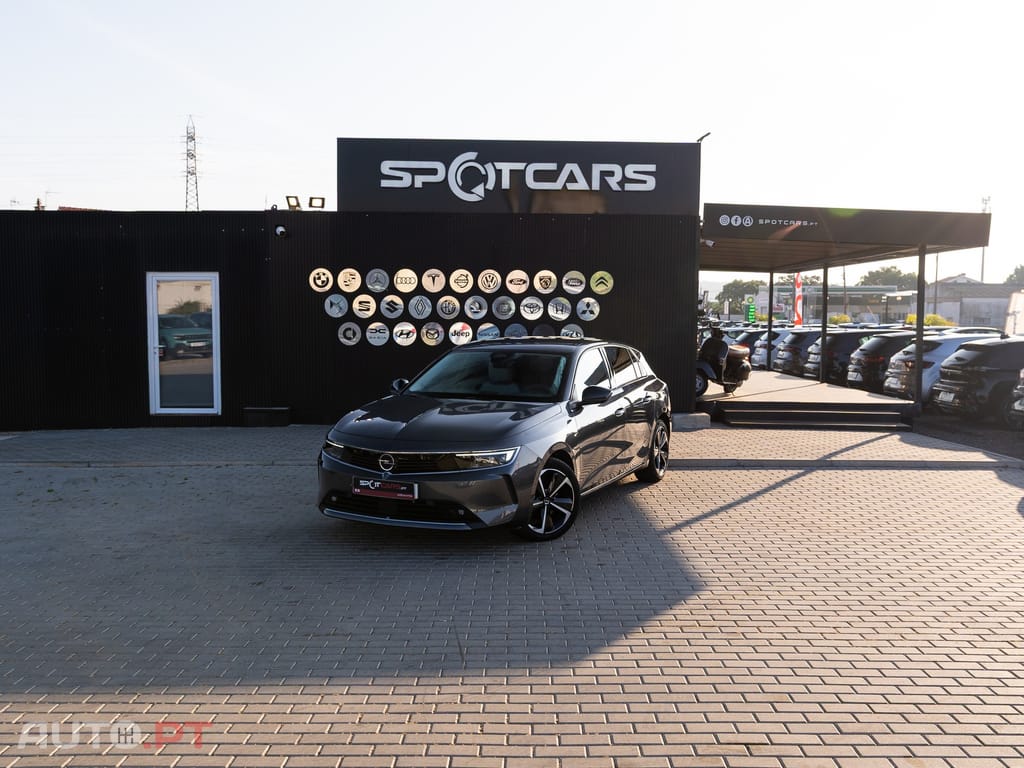 Opel Astra 1.5 D Elegance