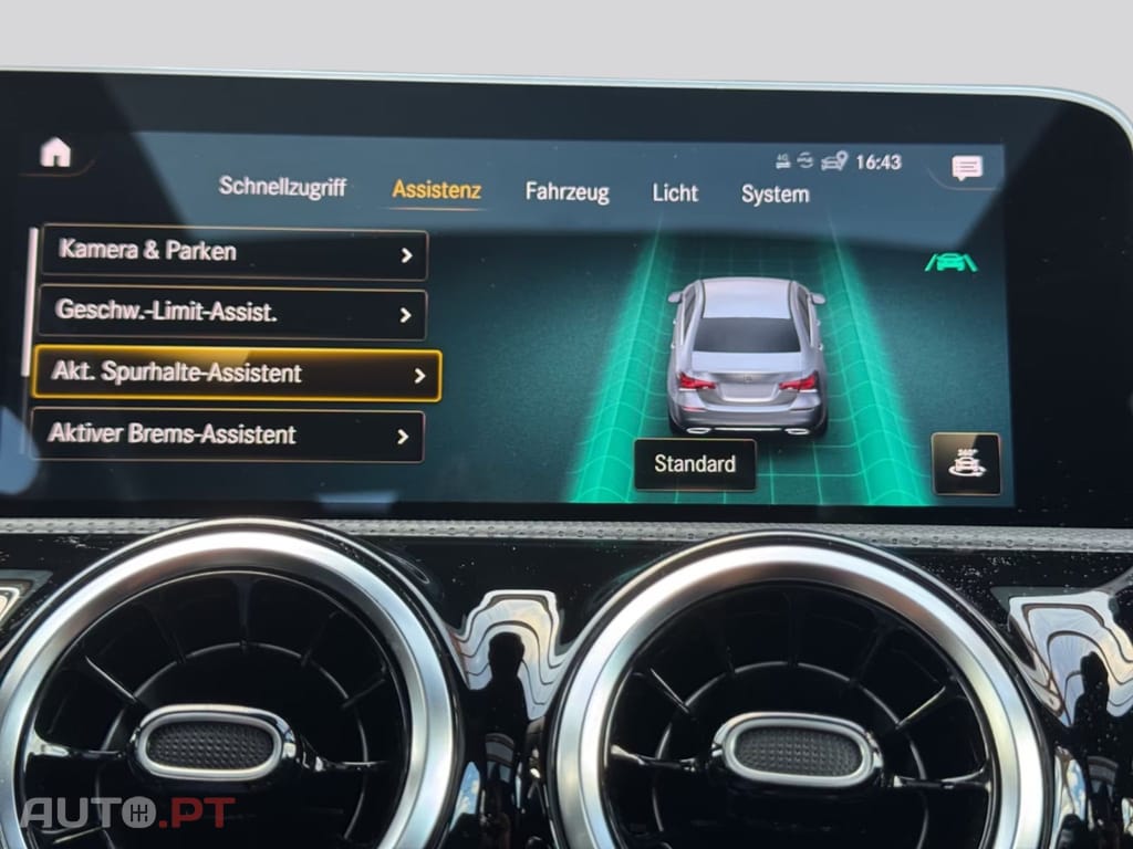 Mercedes-Benz A 180 D AMG-Line