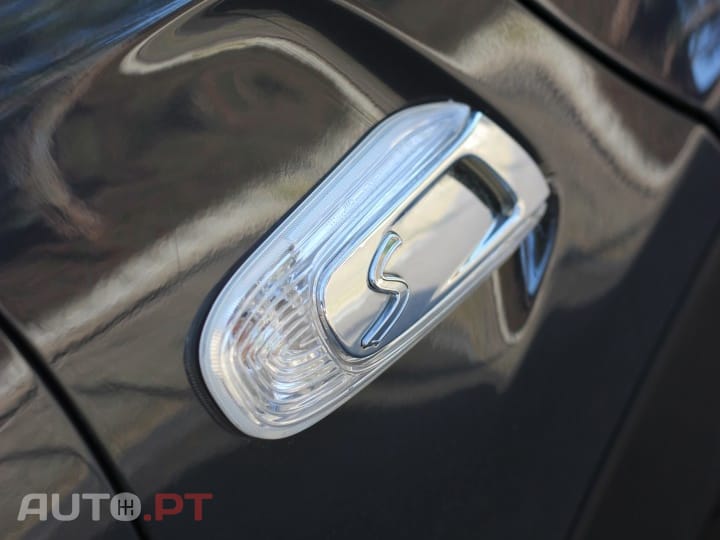 MINI Cooper Cooper SD Auto Desportiva