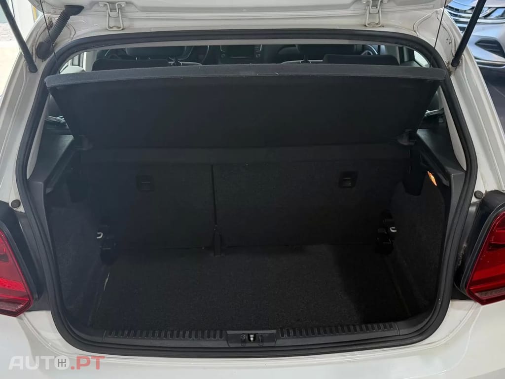 Volkswagen Polo 1.0 Confortline