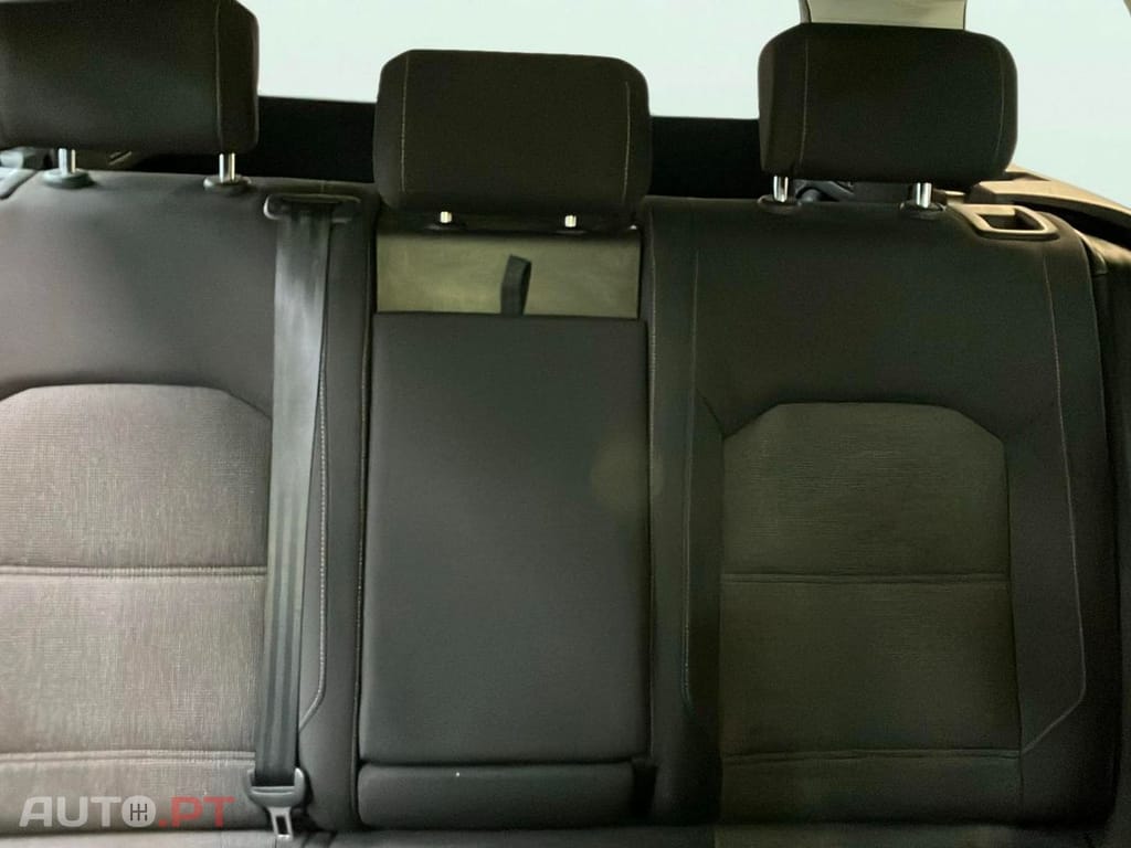 Volkswagen Passat 1.6 TDI Confortline