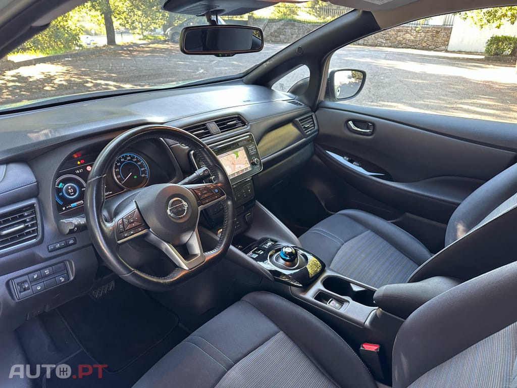 Nissan Leaf Tekna ProPilot Park
