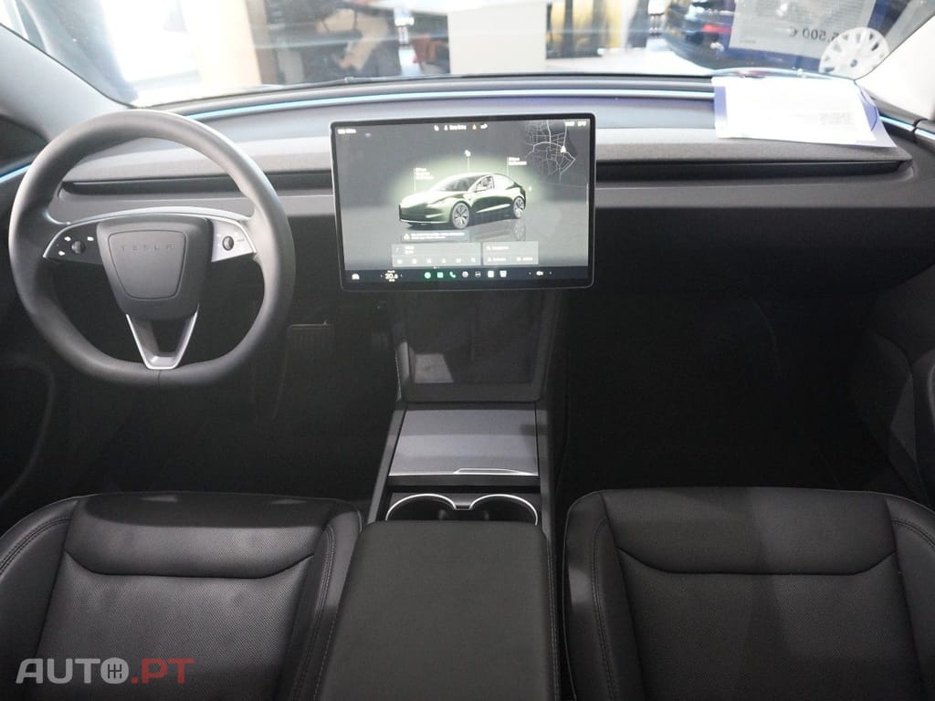 Tesla Model 3 Standard Range Plus RWD