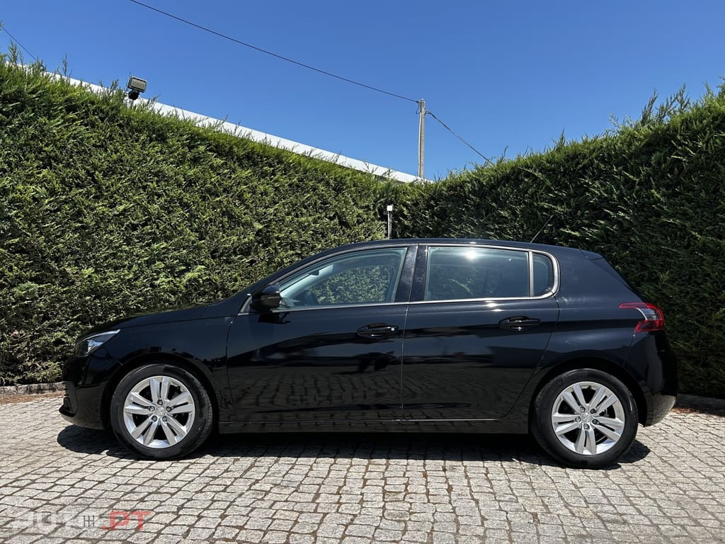 Peugeot 308 1.2 PureTech Style