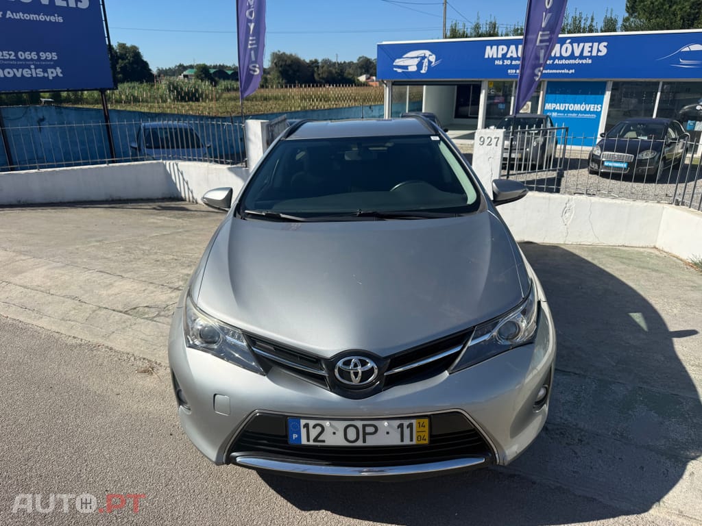 Toyota Auris Touring Sports 1.4 D-4D Active+AC foto 2