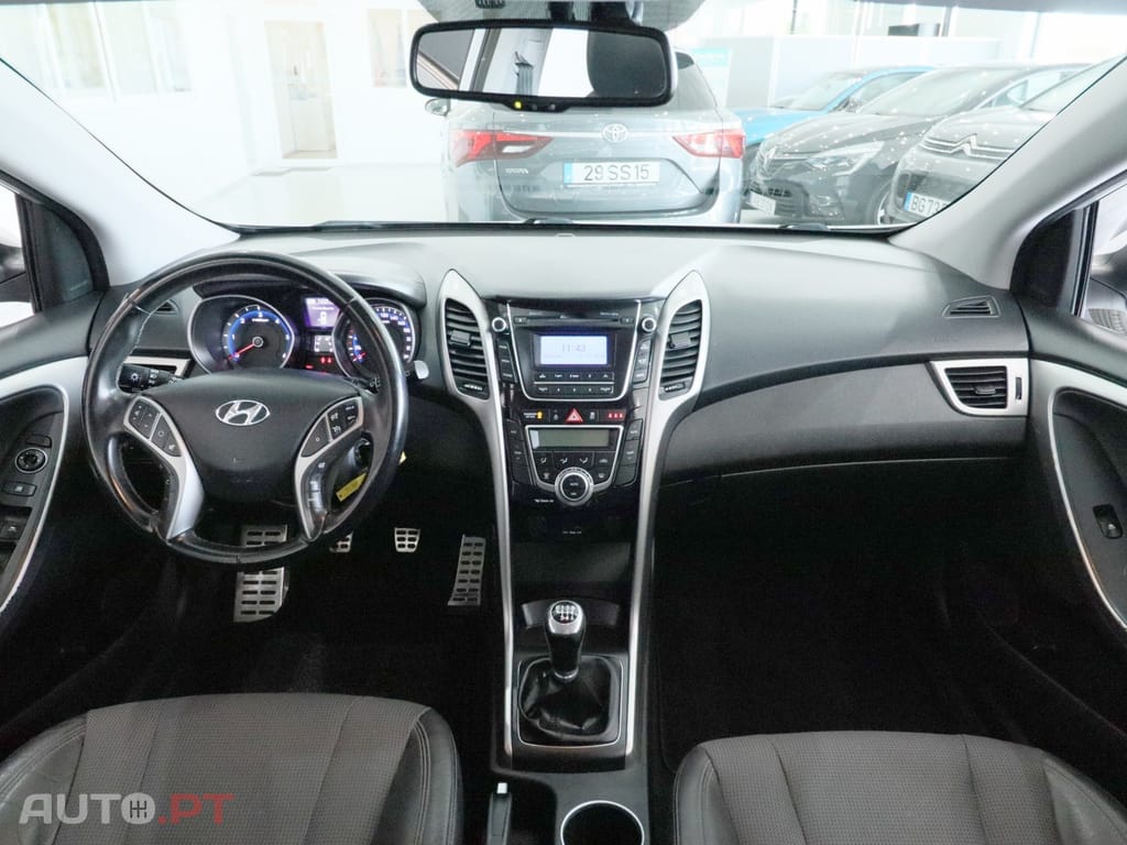 Hyundai i30 1.6 CRDi STyle J17