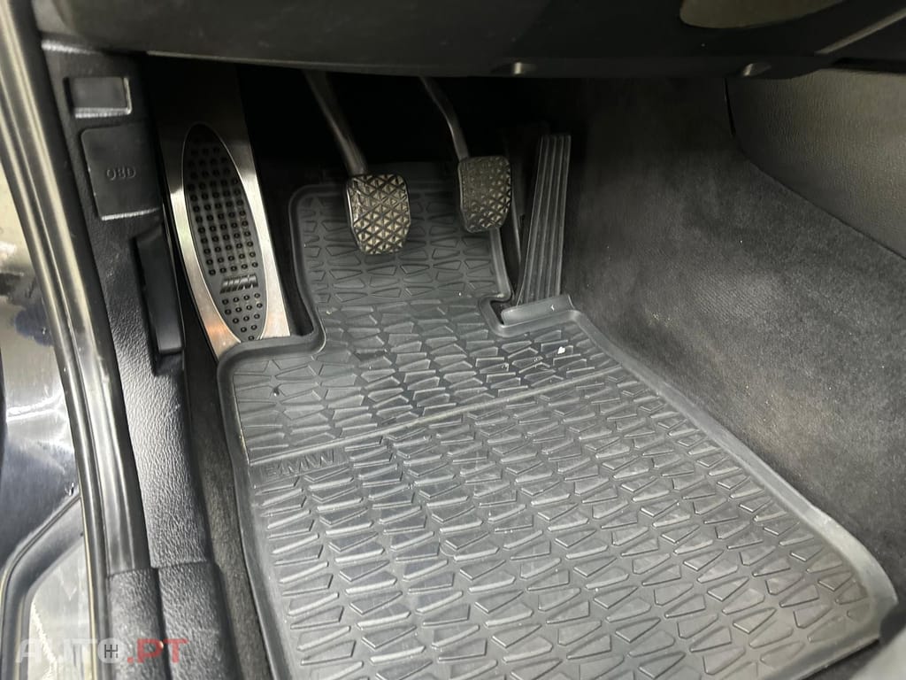 BMW X1 18 d sDrive Pack M