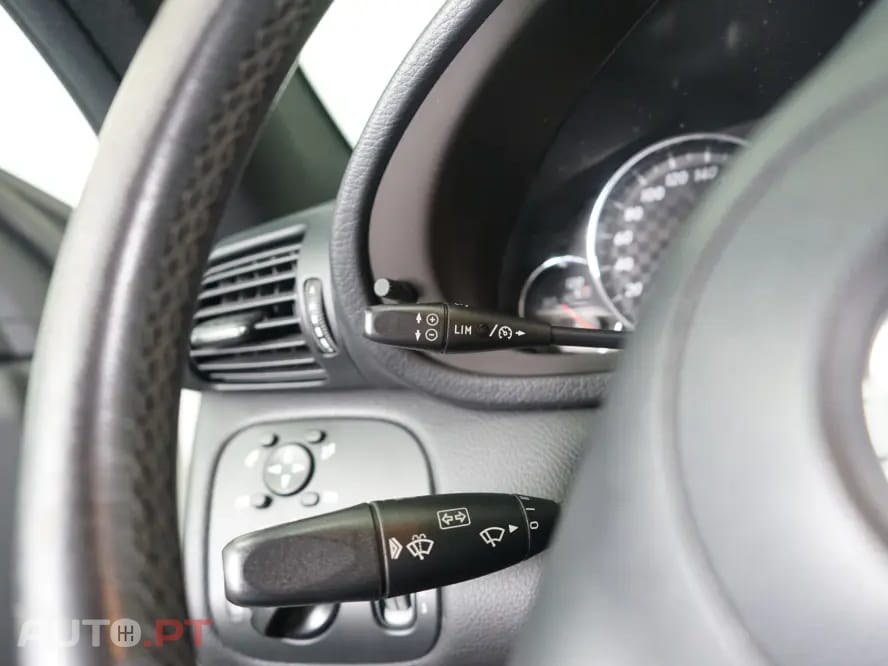Mercedes-Benz CLC 200 Kompressor Auto