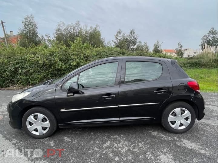 Peugeot 207 1.6 HDi 98g