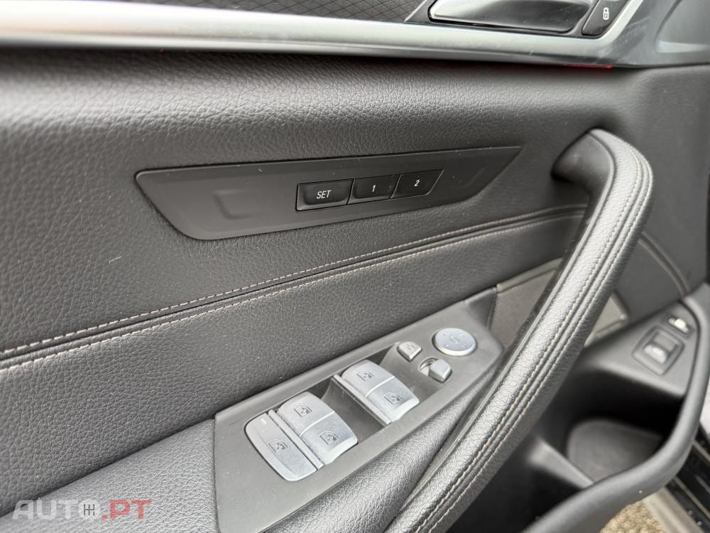 BMW 530 e Pack Desportivo M