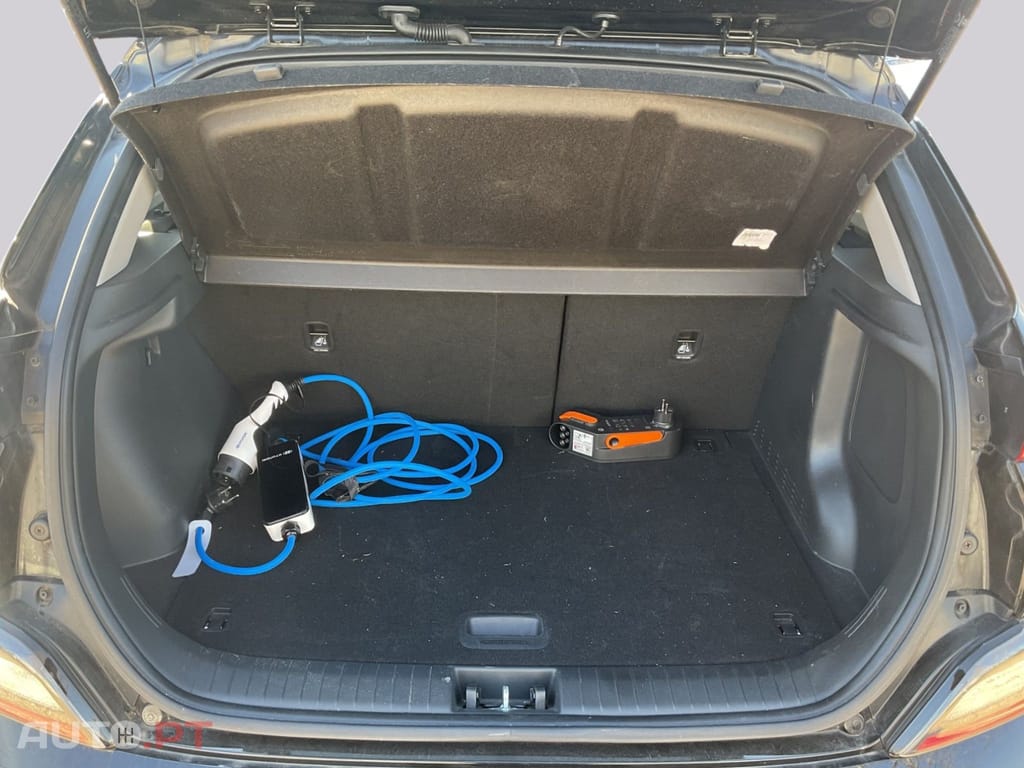 Hyundai Kauai e-Select 136cv 