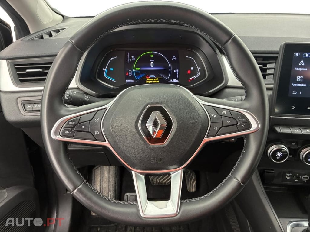 Renault Captur 1.6 E-Tech Business