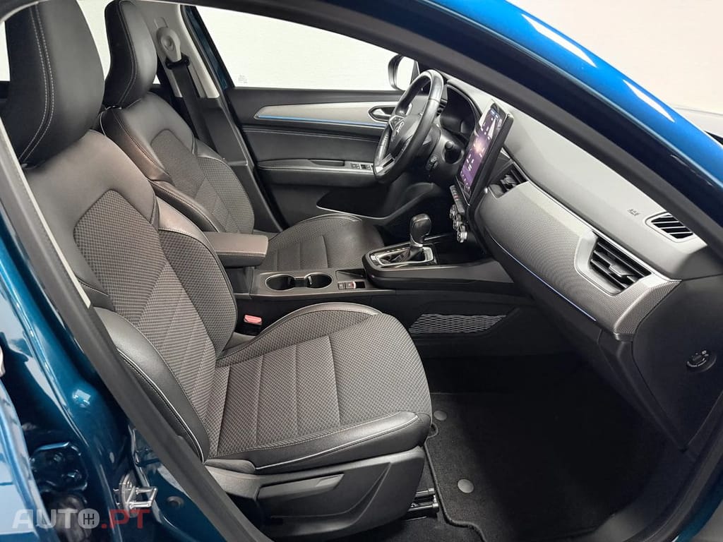 Renault Arkana 1.6 E-Tech Intens