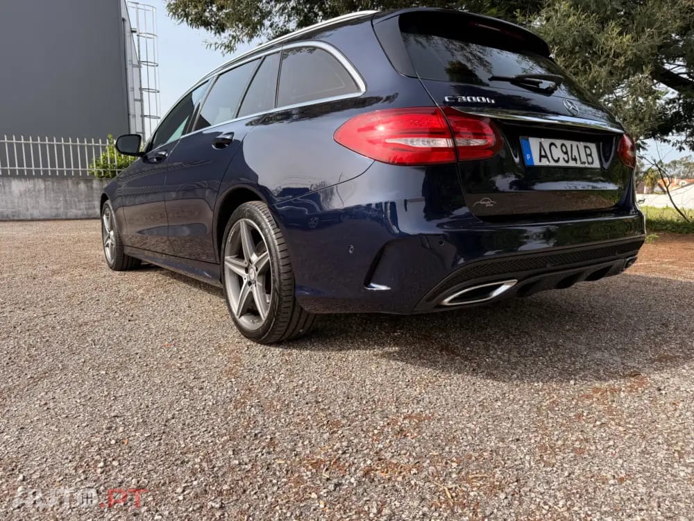 Mercedes-Benz C 300 h AMG Line
