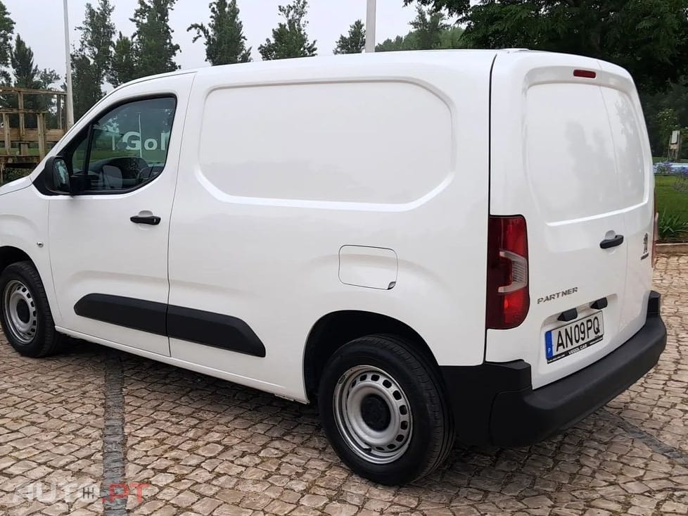 Peugeot Partner 1.5 BlueHDi Premium Standard