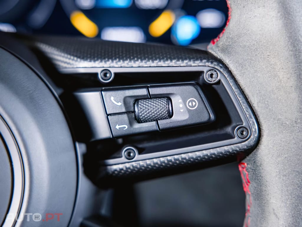 Porsche Taycan GTS I.V.A DEDUTIVEL 