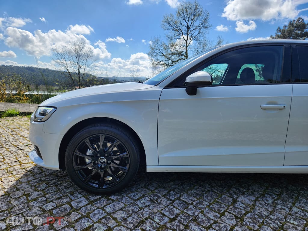 Audi A3 Sportback 30 TDI S tronic