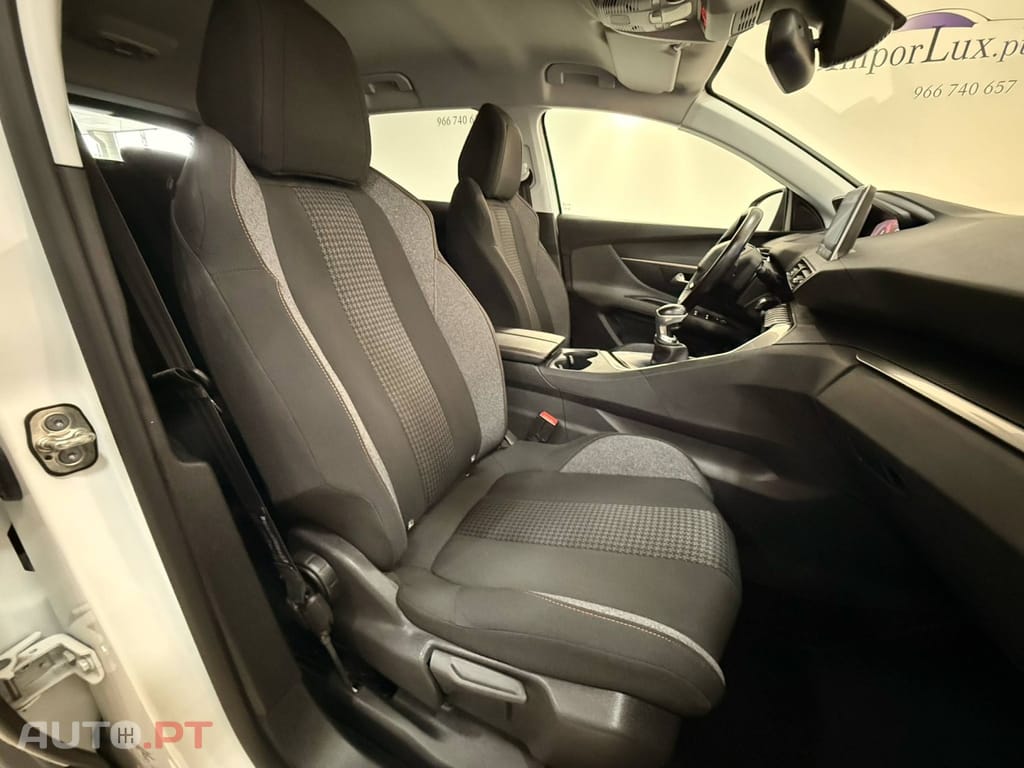 Peugeot 3008 1.5 BlueHDi Active