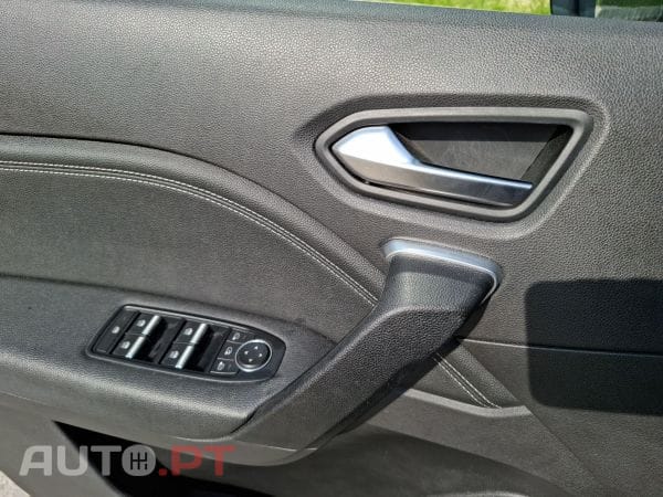 Renault Captur 1.0 TCe 90 techno