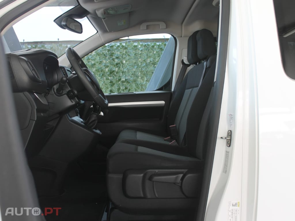 Peugeot Traveller 1.6 BlueHDi L2H1 Business Standard