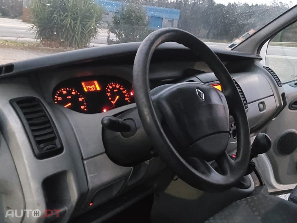 Renault Trafic 2.0 dCi L1H1 1.0T