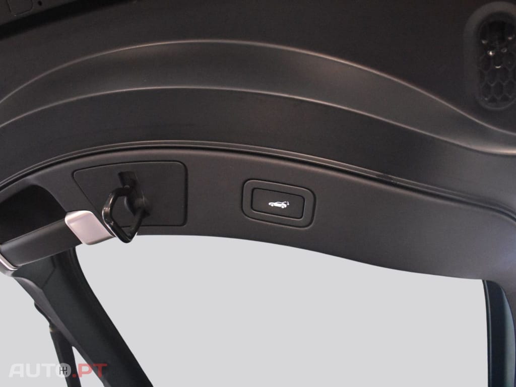 Jaguar F-Type R-Dynamic 300