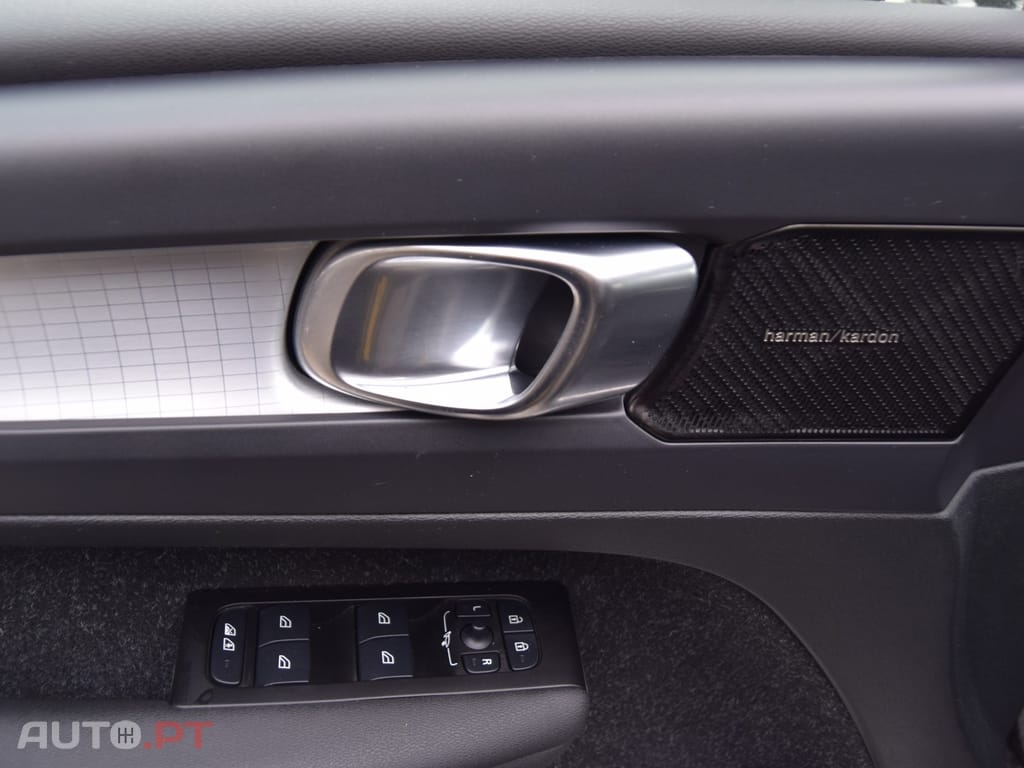 Volvo XC40 1.5 T5 PHEV Inscription Expression