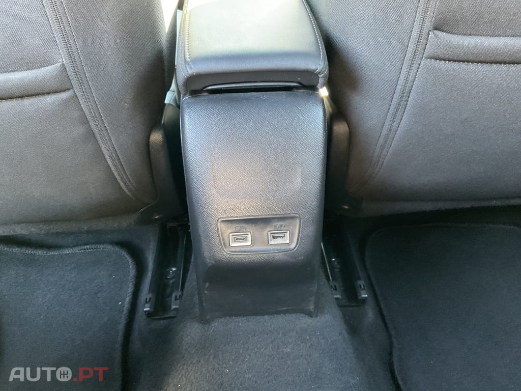 Peugeot 2008 1.2 PureTech Allure Pack