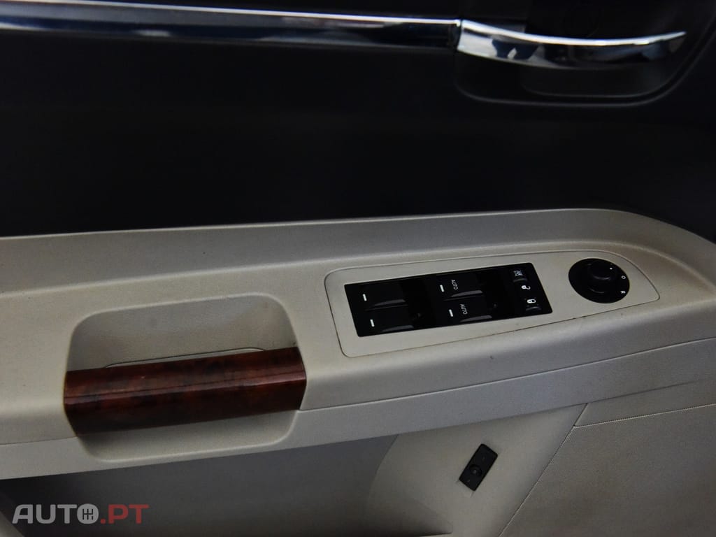 Chrysler 300 C 3.0 CRD