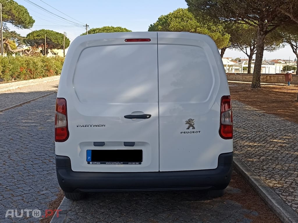 Peugeot Partner 1.5 BlueHDi Pro Longa