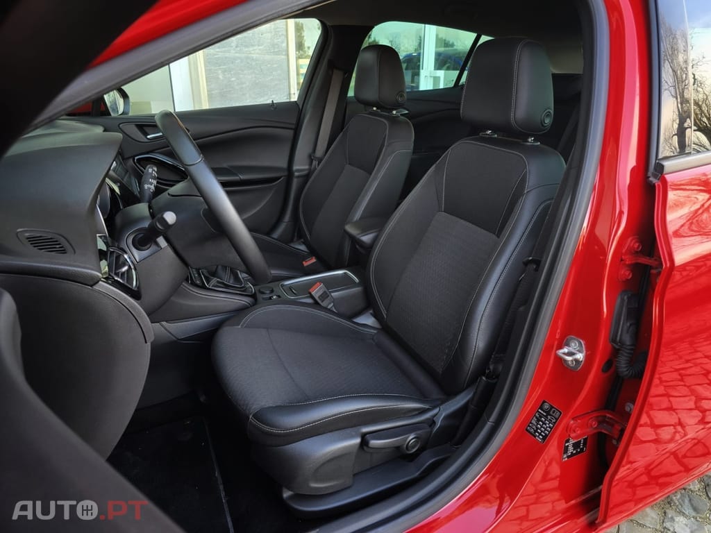 Opel Astra 1.6 CDTI Dynamic S/S