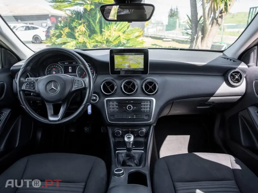 Mercedes-Benz A 180 d Fleet Pack Urban