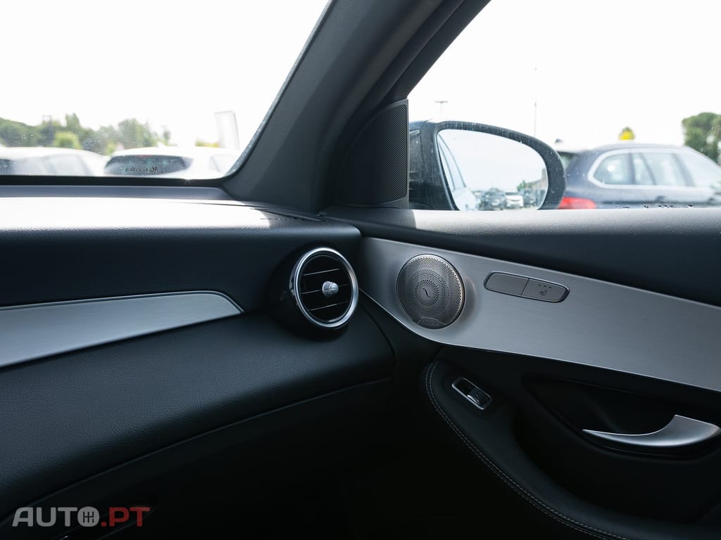 Mercedes-Benz GLC 300 de Coupe 4Matic 9G-TRONIC AMG Line