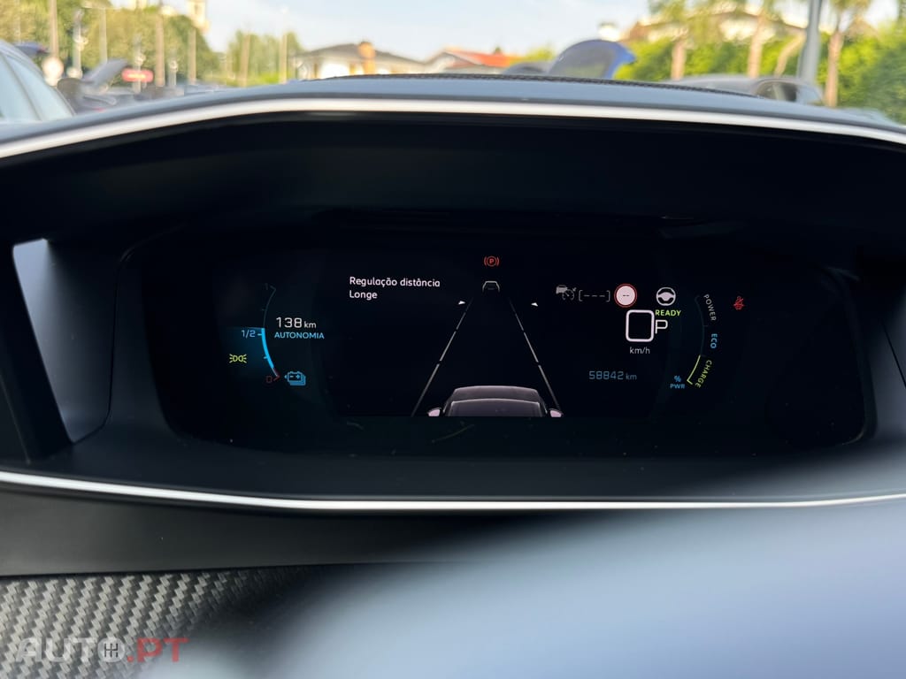 Peugeot E-2008 50 kWh GT
