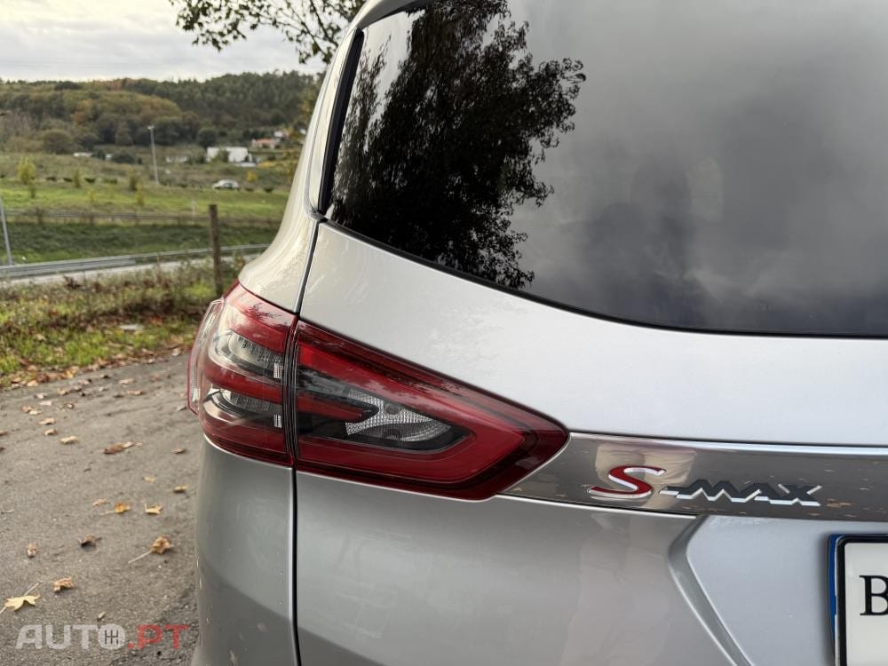 Ford S-Max 2.0 TDCi Titanium Powershift