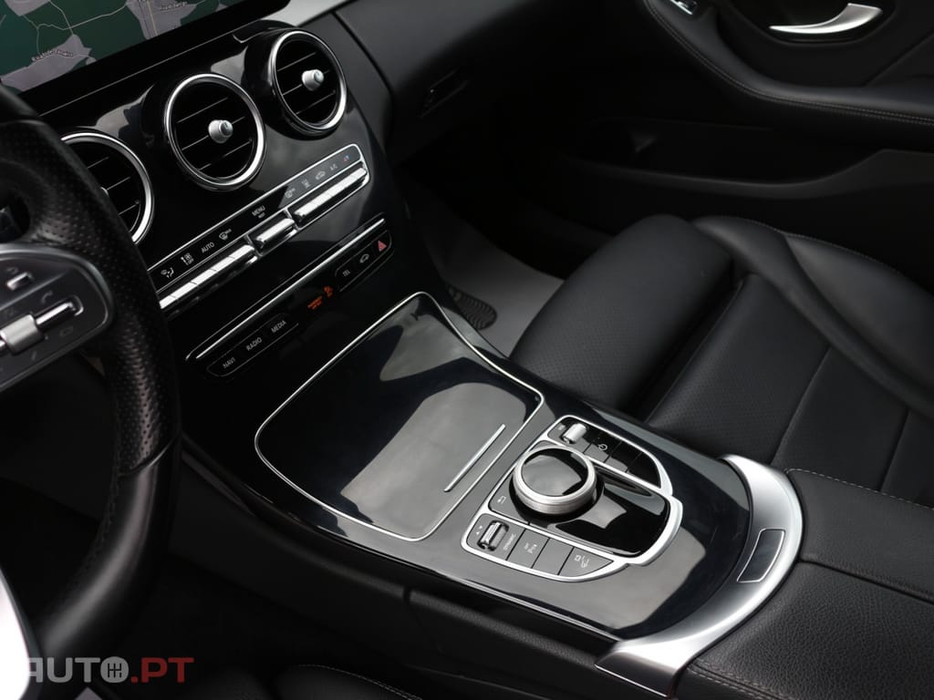 Mercedes-Benz C 300 de AMG Line